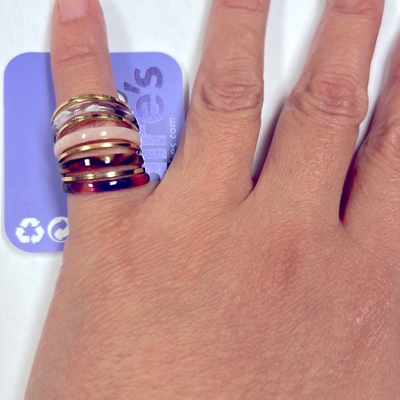 Claire’s Multicolor Ring Size 7. “3 for $20” - Picture 1 of 7